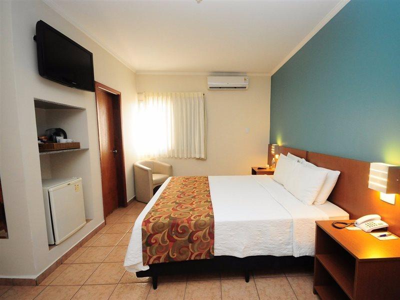 Hotel Riviera Арасатуба Екстер'єр фото